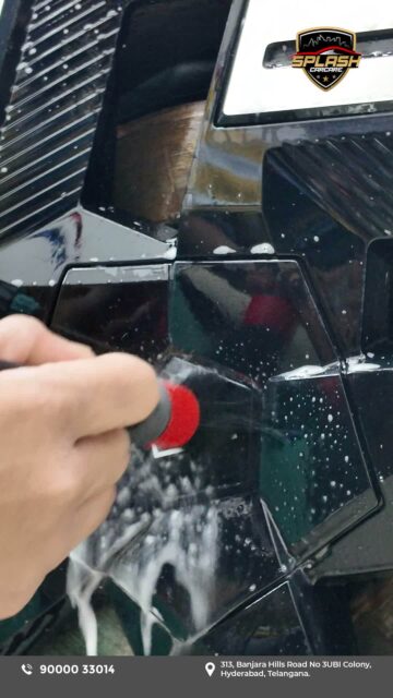 At Splash Car Care, our Paint Protection Film (PPF) installation is done with  precision and expert technique which protects your car from dust, scratches and many more. Visit or call us today.
Visit us at:
313, Banjara Hills Road No 3UBI Colony, Hyderabad, Telangana - 500034
Call: +91 9000033014 | +91 8790513636[PPF installation Hyderabad, paint protection film car, car scratch protection, auto detailing services Hyderabad, Splash Car Care PPF]
.
.
.
#PPFhyderabad #PaintProtectionFilm #CarCare #CarProtection #HyderabadCars #AutoDetailing #CarDetailing #luxurycars #hyderabadcars